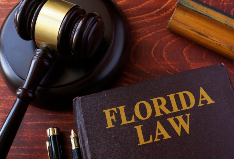 gavel and Florida law book