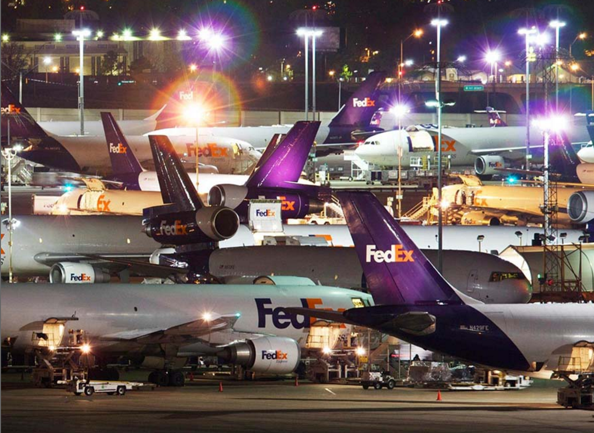 FedEx Planes